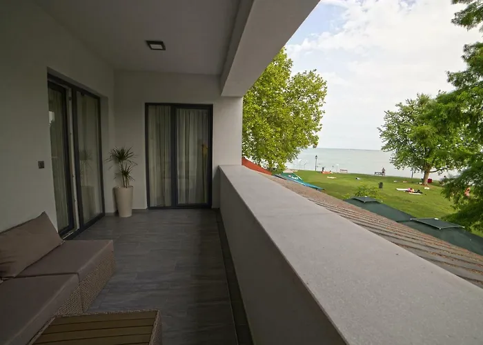 Mango アパート *