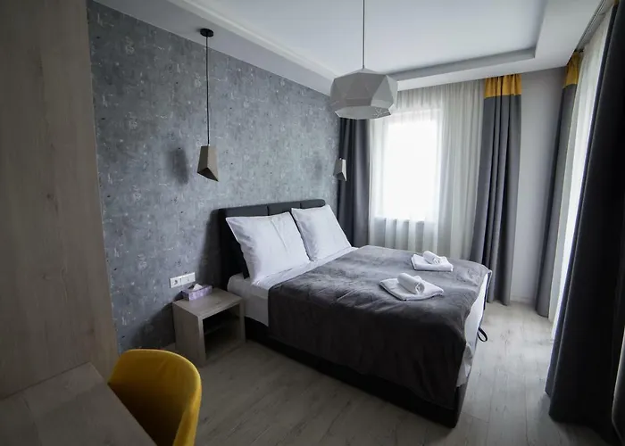 Mango * Balatongyörök